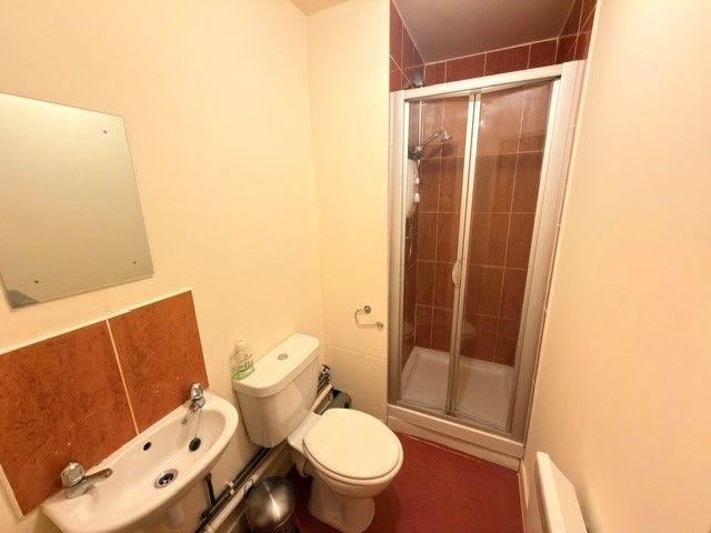 Property photo 3 of 6 Bathroom