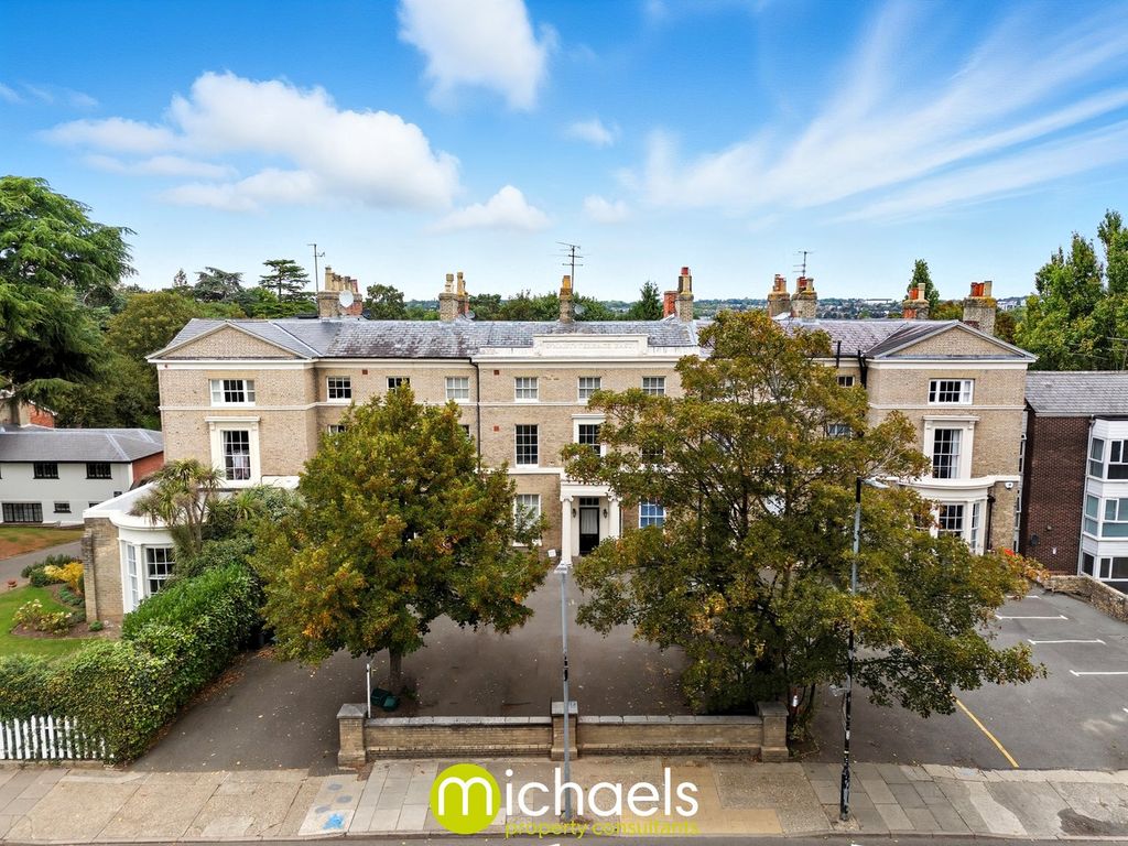 Property photo 3 of 26