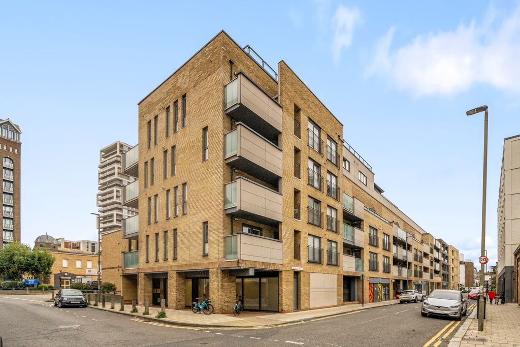 Property photo 3 of 12