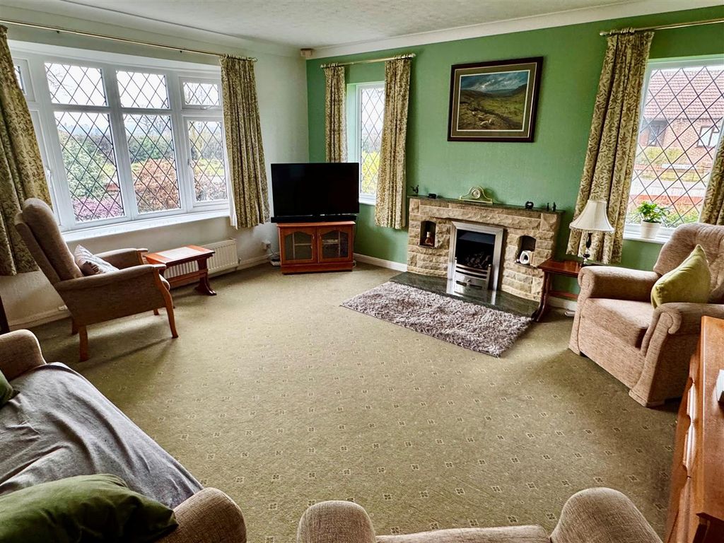 Property photo 3 of 13 Kw7.Jpg