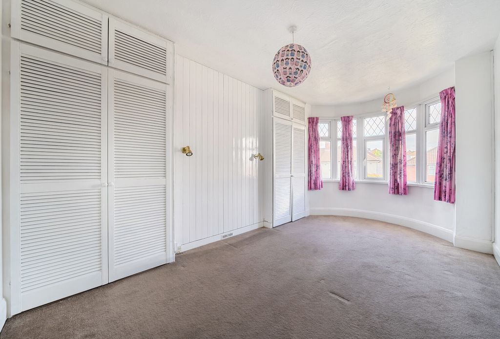 Property photo 2 of 19 1324750-18-687E06...