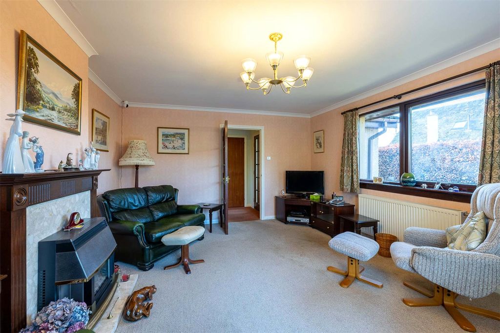 Property photo 3 of 34 Picture No. 03