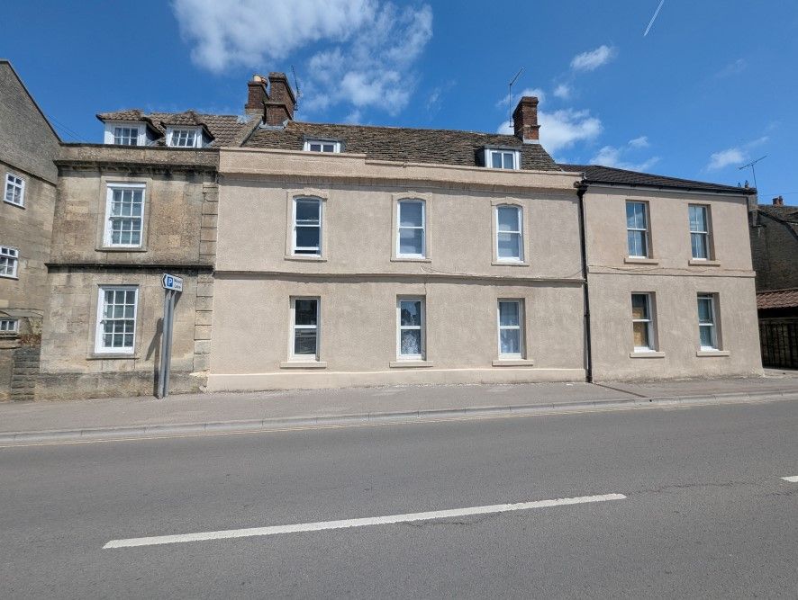 Property photo 3 of 14