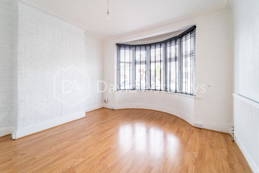 Property photo 1 of 19 Ndb06075