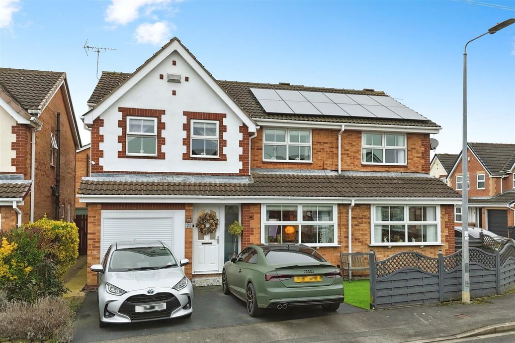 Property photo 1 of 24 Front External