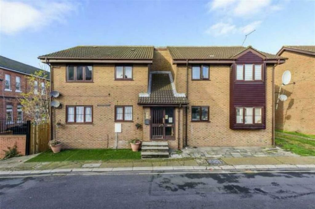 Property photo 2 of 5