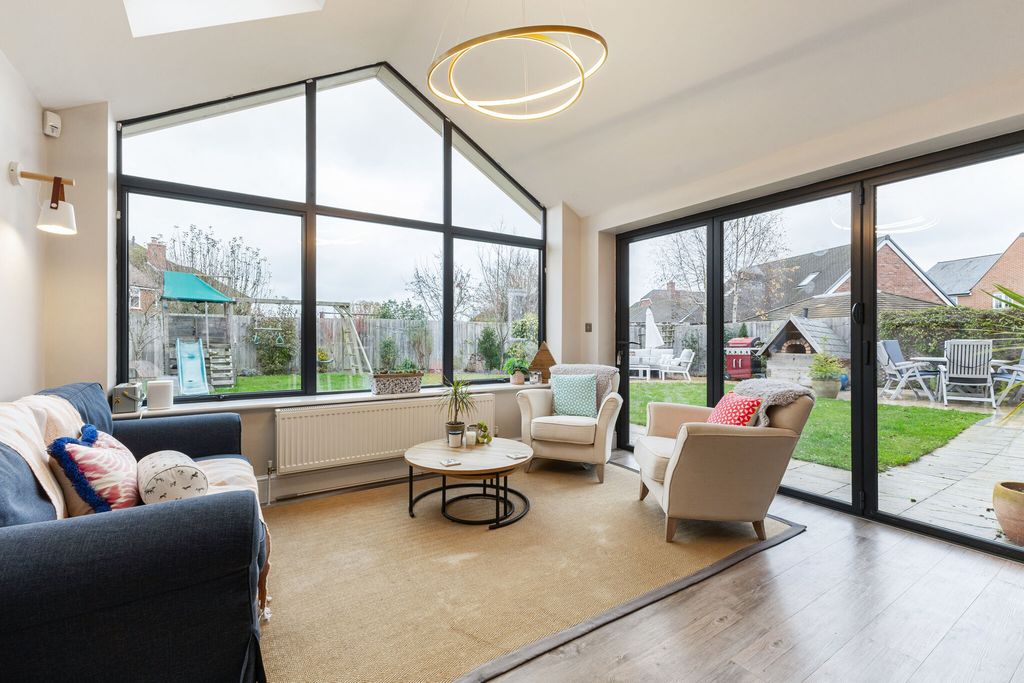 Property photo 3 of 24