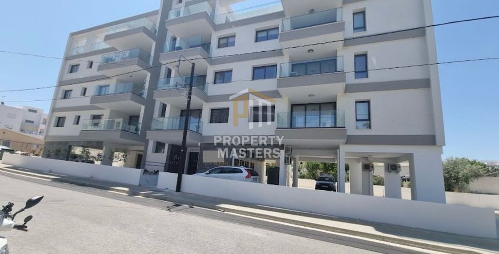 Property photo 2 of 3