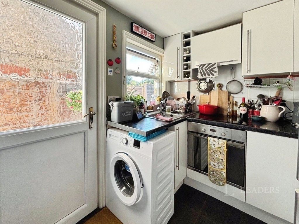 Property photo 3 of 10 Pbox-Img.Jpg