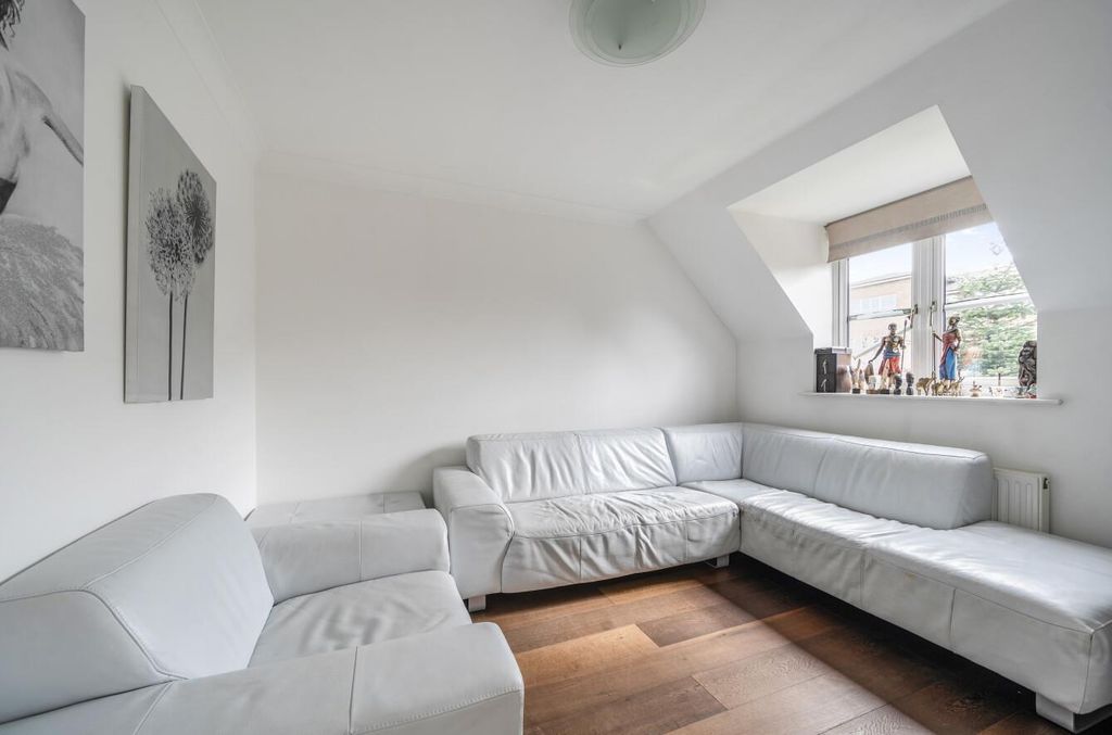 Property photo 3 of 9 Davidson Frost-Wellings, Dfw, Goodhall Close, Stan