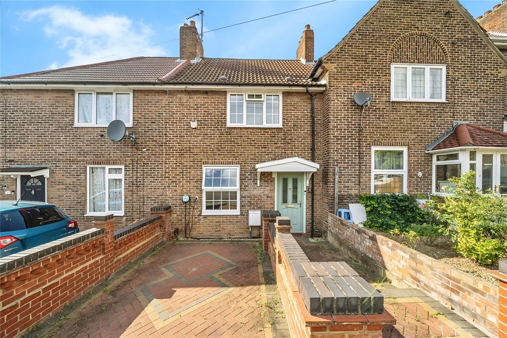 Property photo 2 of 18 External