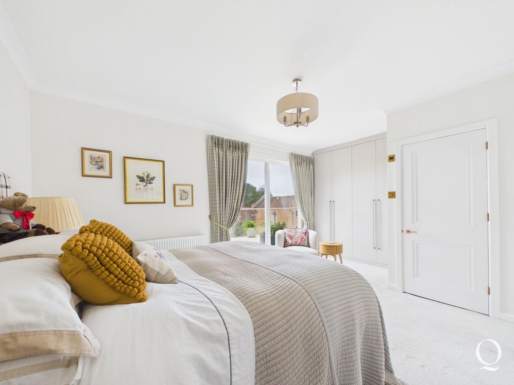 Additional image 15 of 3 bed flat for saleWest Cliff Road, Westbourne, Bournemouth BH4