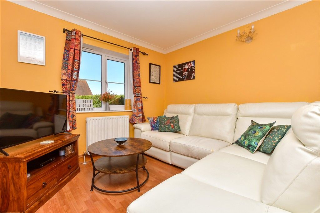 Property photo 2 of 10 Lounge / Kitchen / Diner