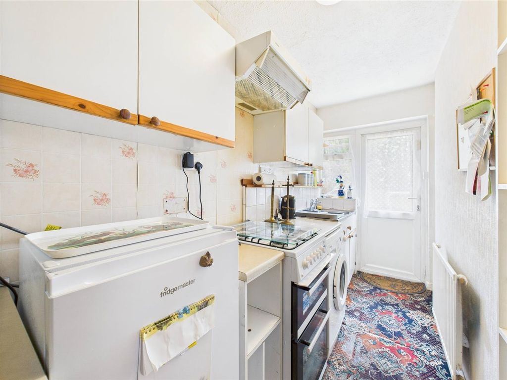 Property photo 3 of 8 Cam05080G0-Pr0093-Still013.Jpg