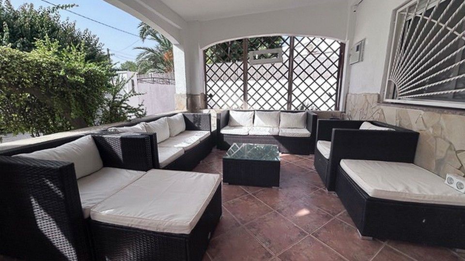 Property photo 3 of 47