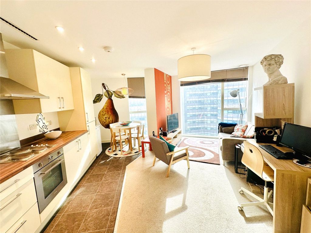 Property photo 1 of 14 Picture No. 16
