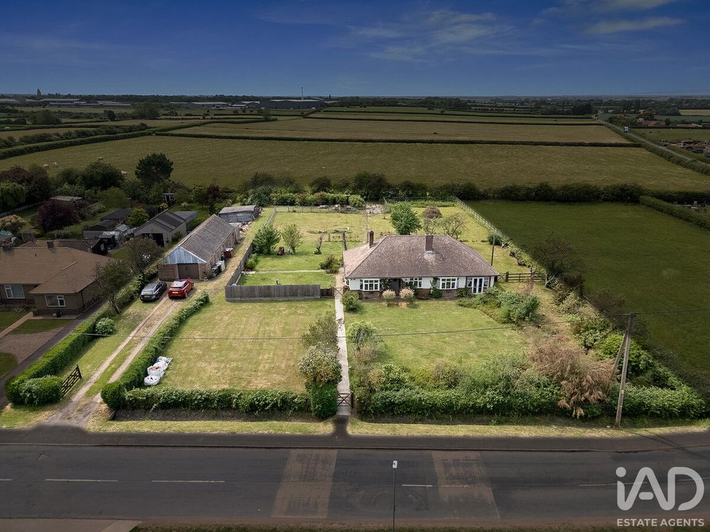 Property photo 1 of 40