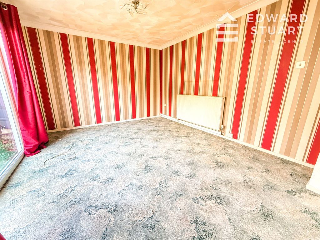 Property photo 3 of 13 Picture No. 02