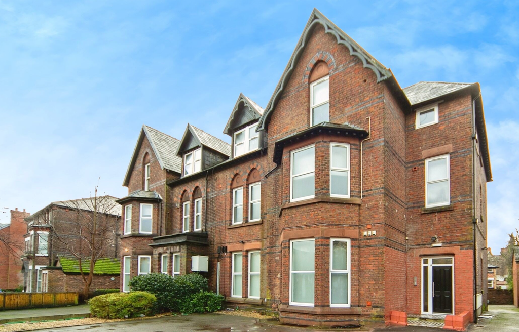 Property photo 1 of 11