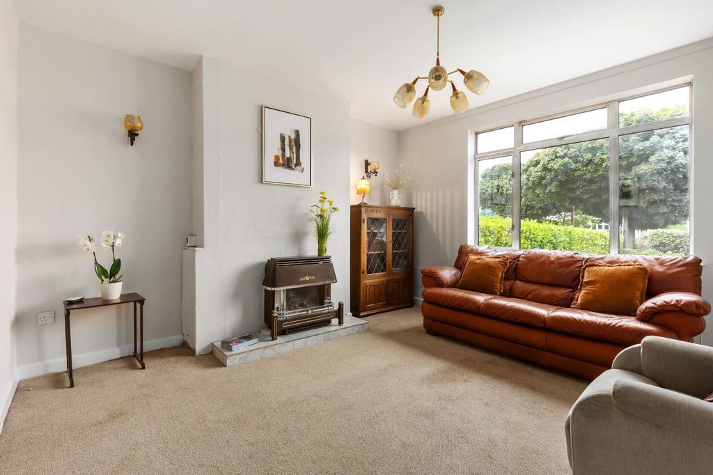 Property photo 3 of 15 Picture No. 06