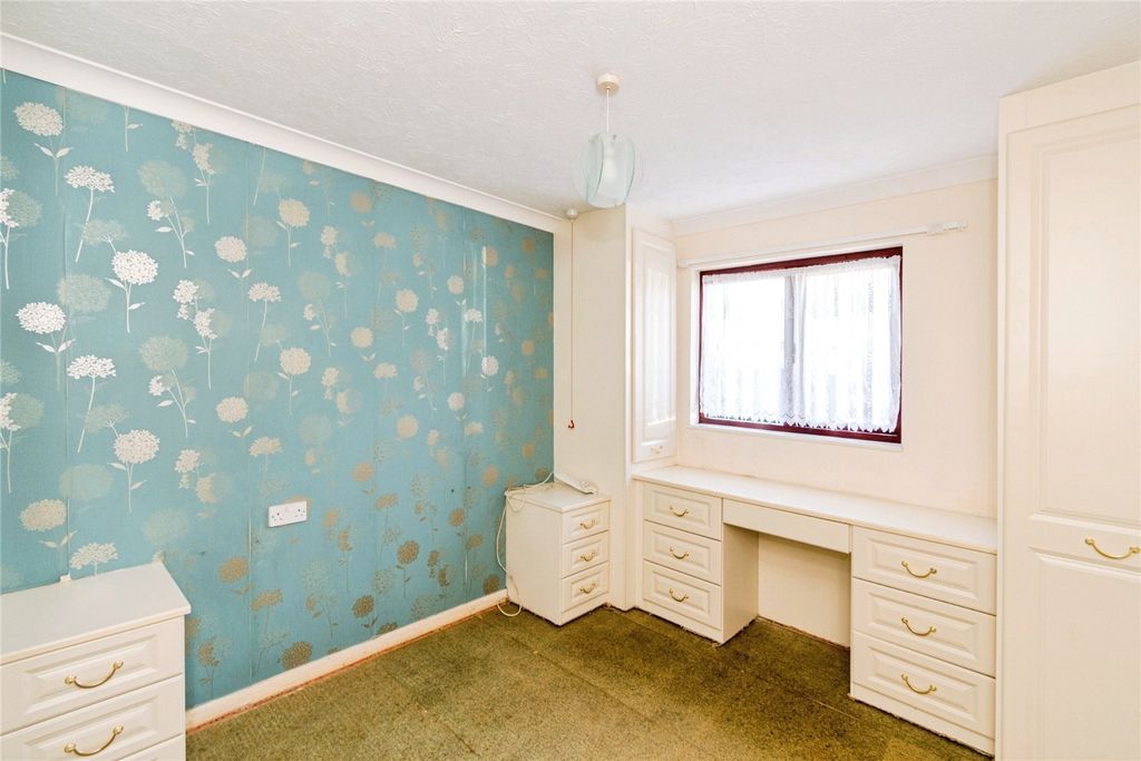 Property photo 2 of 14 Bedroom `