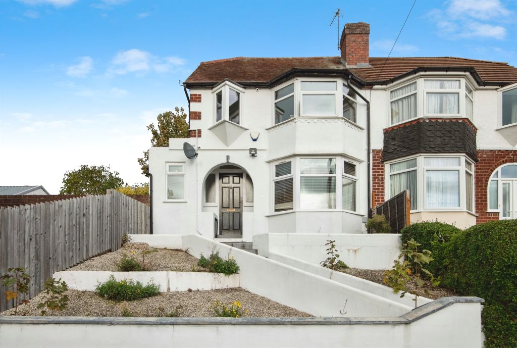 Property photo 1 of 17