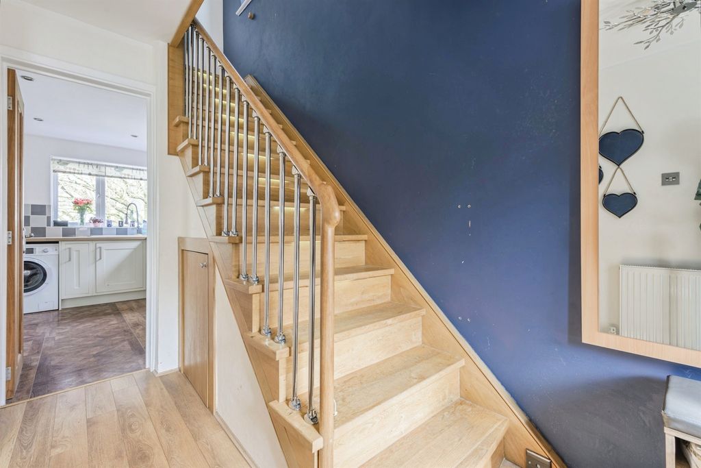 Property photo 2 of 22