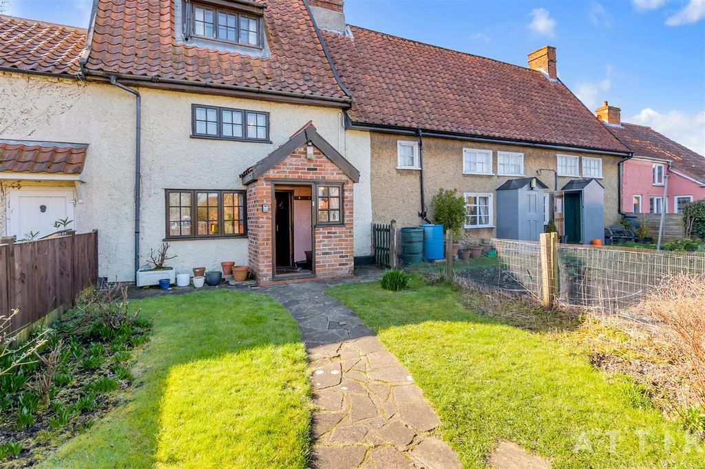 Property photo 1 of 27 2 Stone Street Spexhall Ip19 0Rn (4).Jpg