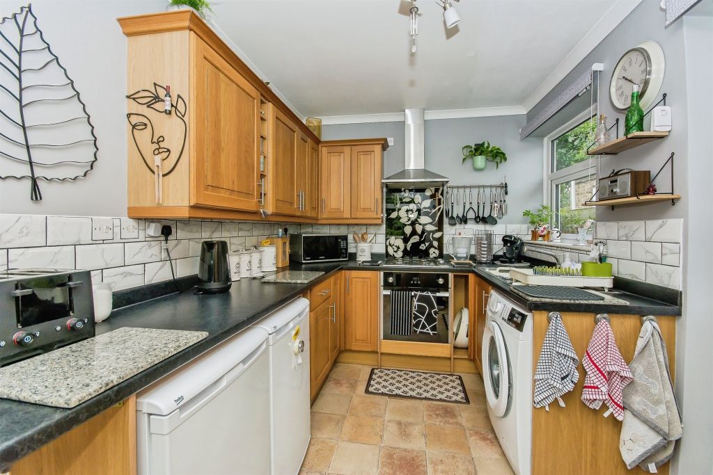 Property photo 2 of 22