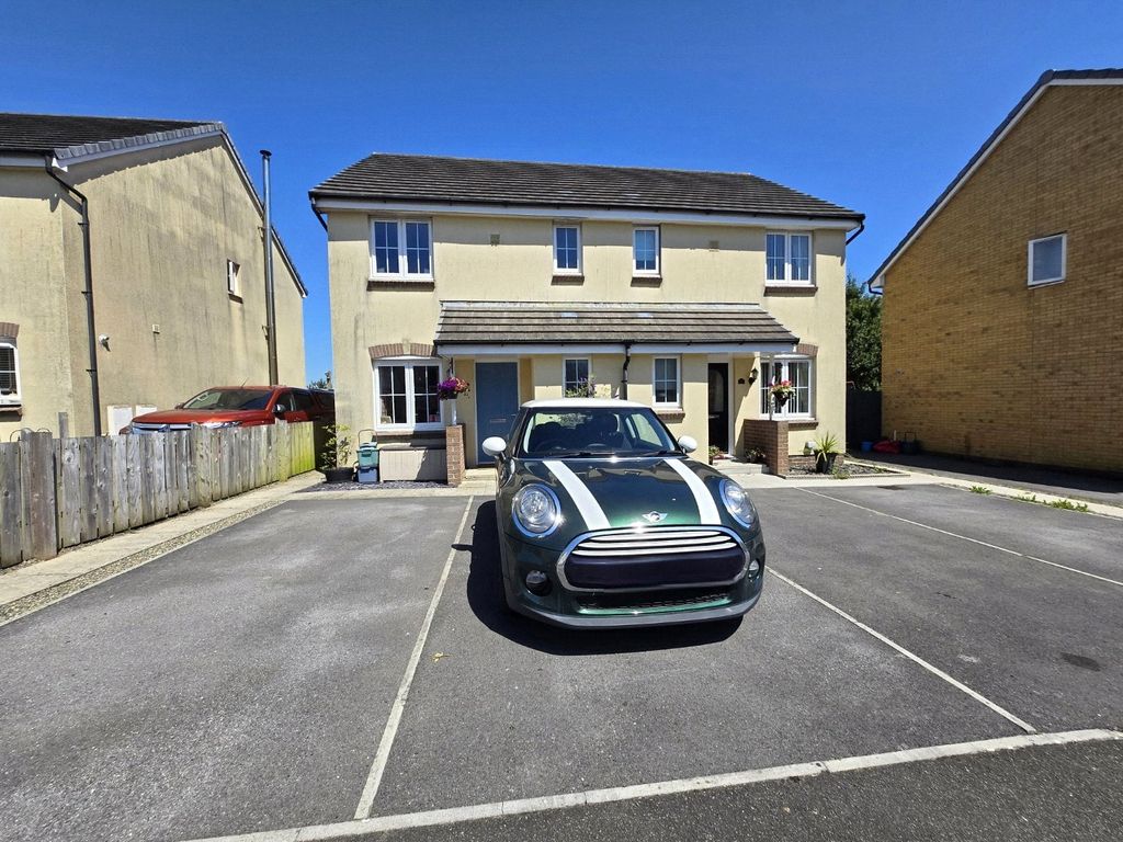 Property photo 3 of 26 Picture No. 23