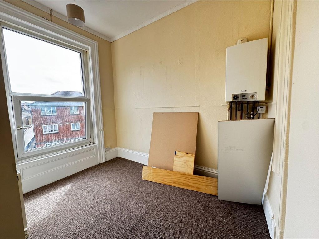 Property photo 2 of 9 Processed-03Fb445E-24E2-453C-8E49-A6F6C6A0C5E4.Jpe