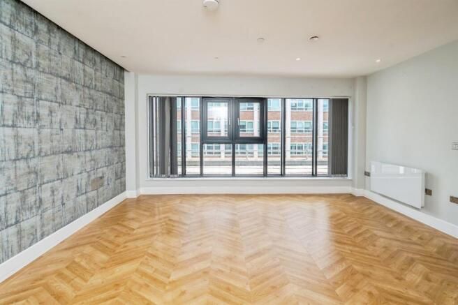 Property photo 2 of 12 Image