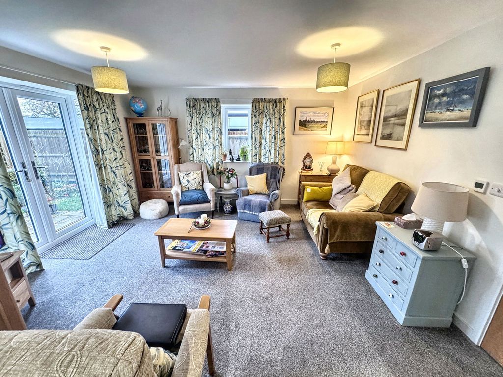 Property photo 2 of 19