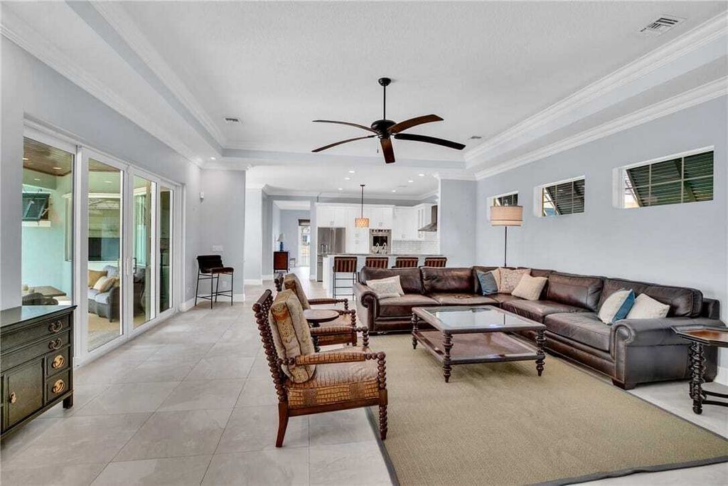 Property photo 1 of 29