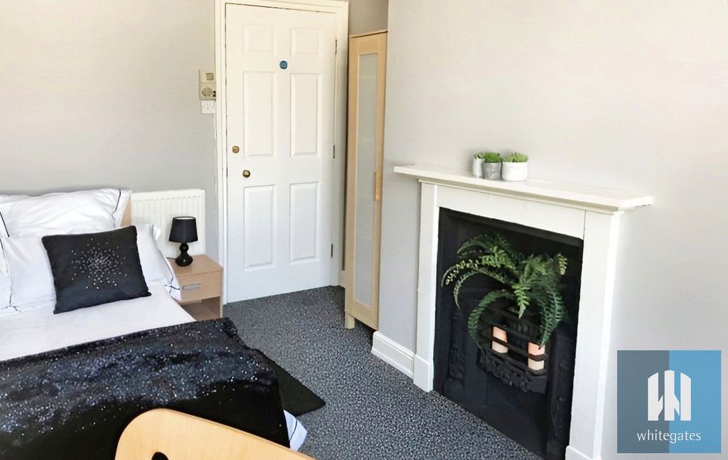 Property photo 3 of 7 Picture No. 35