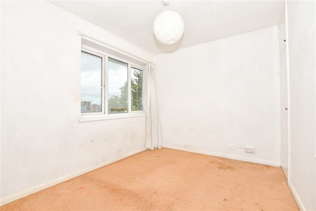 Property photo 2 of 8 Bedroom 2