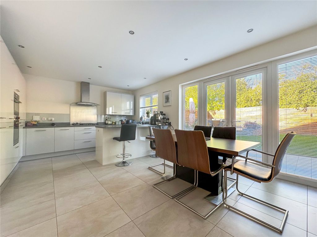 Property photo 2 of 29 Kitchen Diner