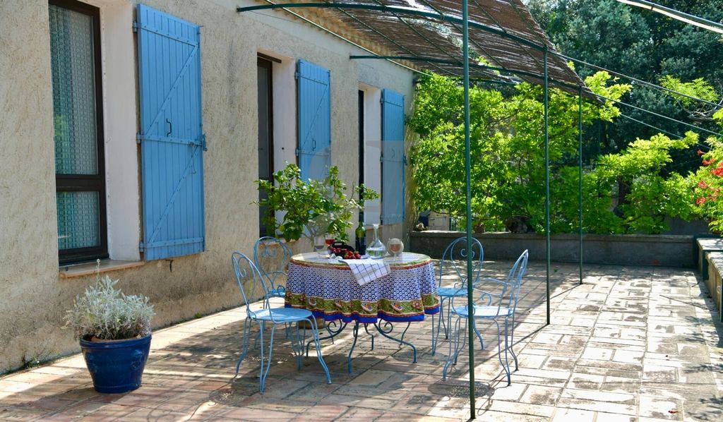 Property photo 3 of 19