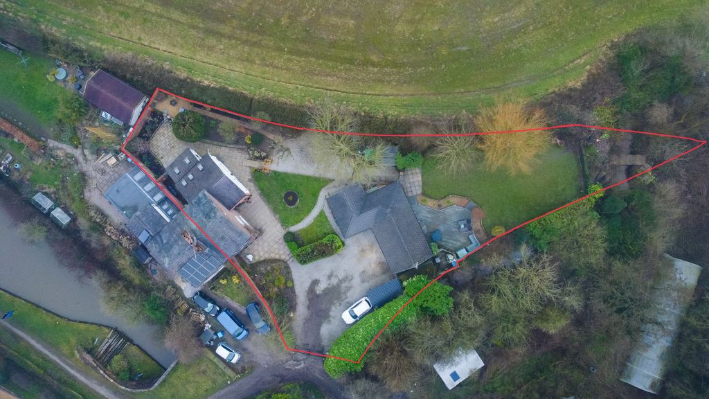 Property photo 2 of 38 40. Drone
