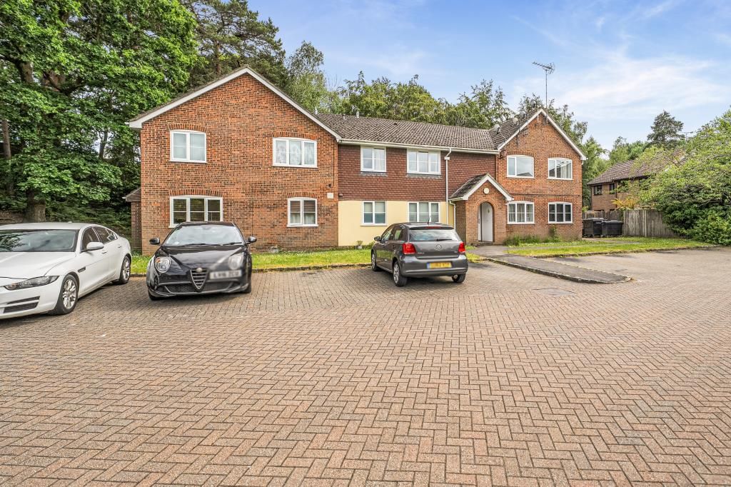 Property photo 1 of 19 External View