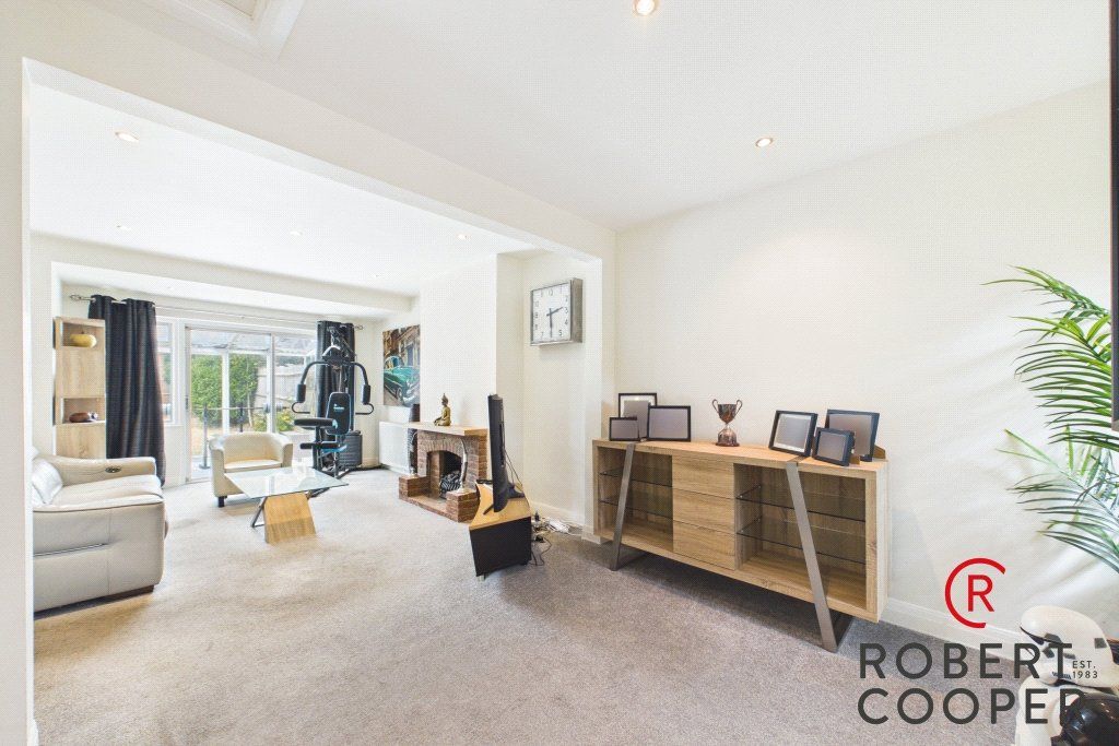 Property photo 2 of 12 Picture No. 04