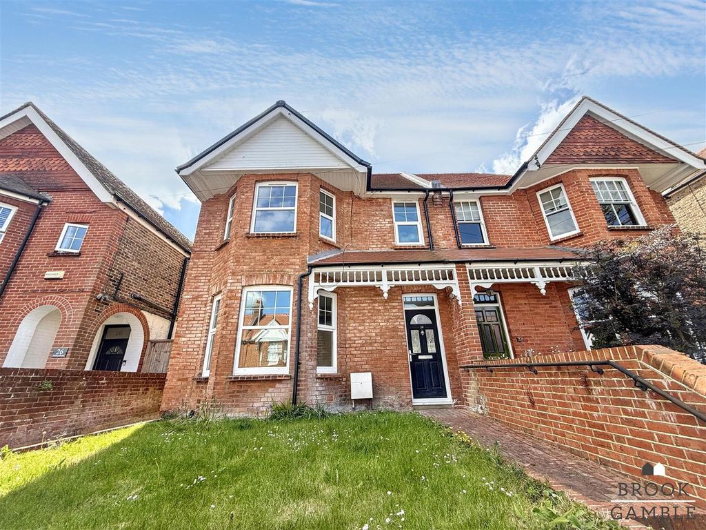 Property photo 1 of 23 01323 438506