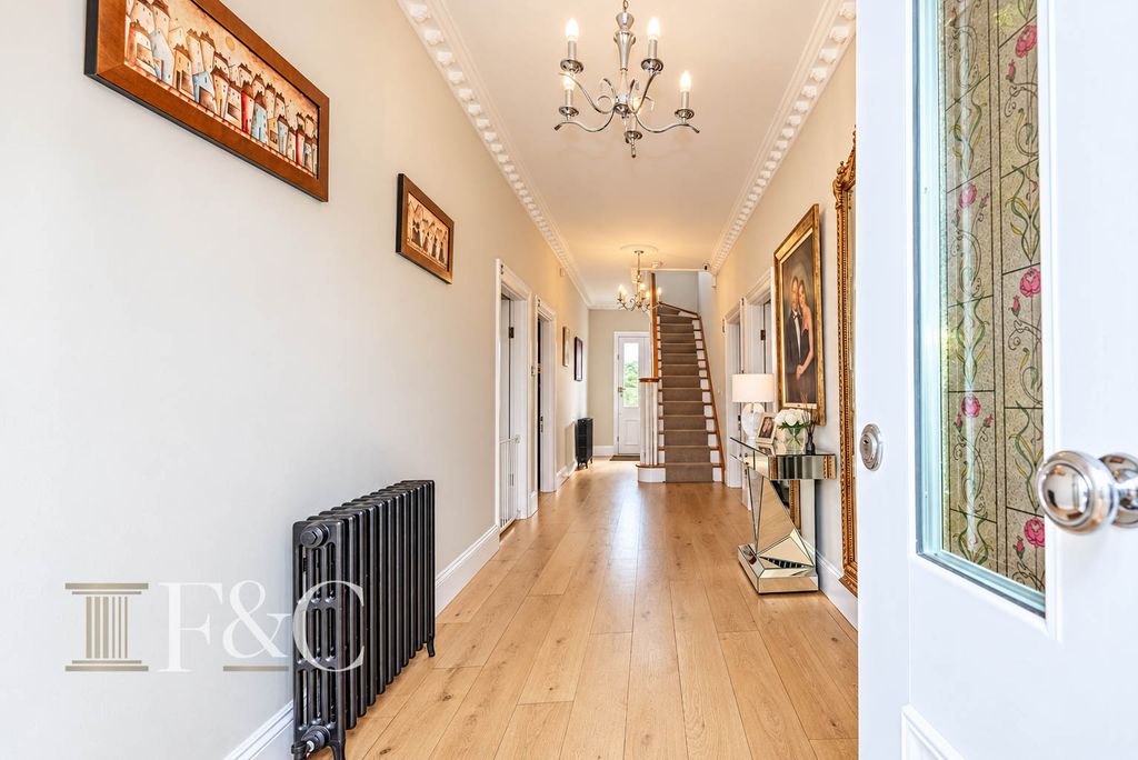 Property photo 3 of 62 7888495F-0Da9-4Db6-B8Eb-4Fb981Fb01Bc