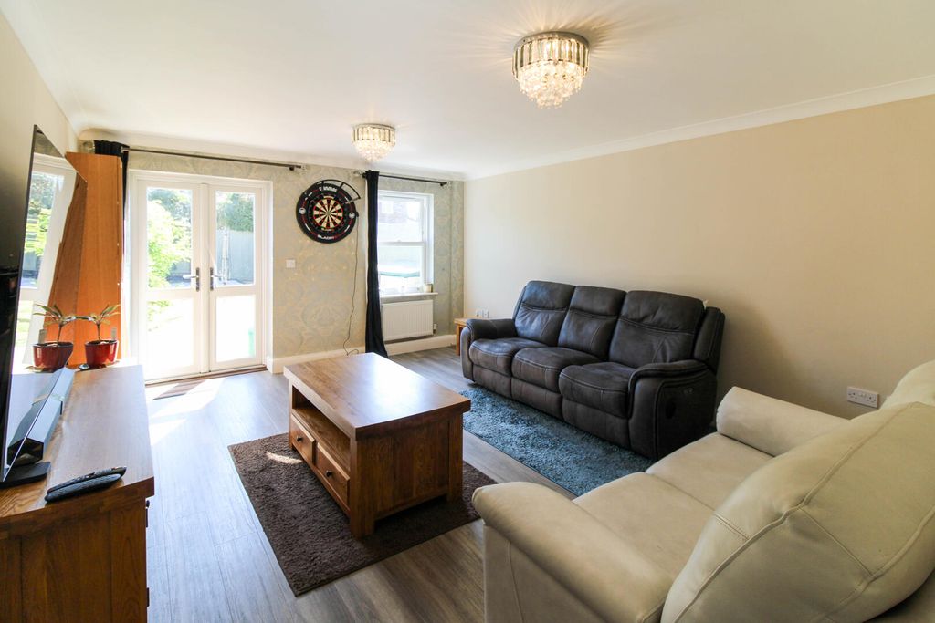 Property photo 2 of 17 Living Room