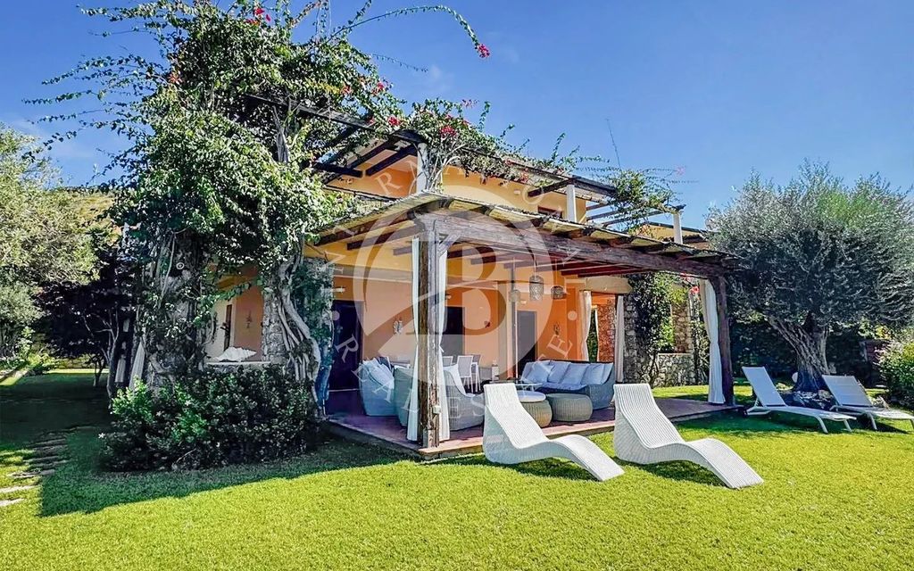 Property photo 2 of 27