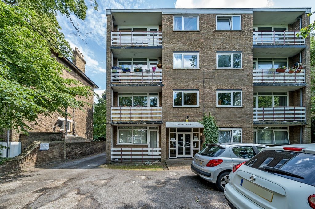 Property photo 1 of 14 External