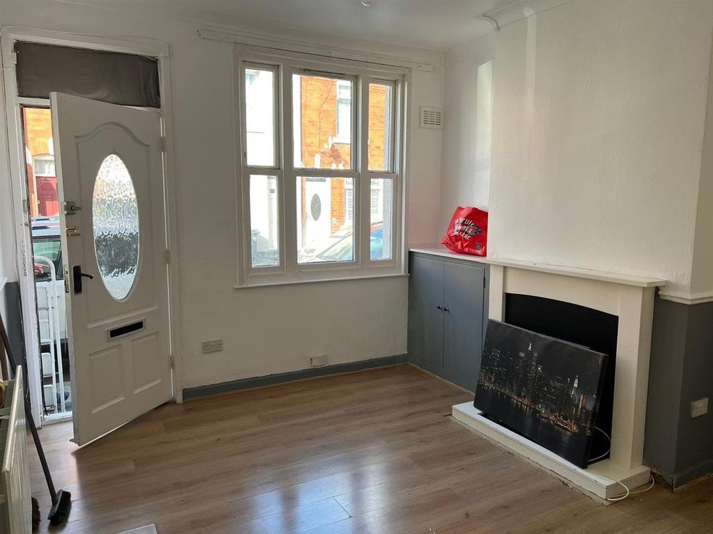 Property photo 3 of 6 Property Pics 61 Miner Street_1.Jpg