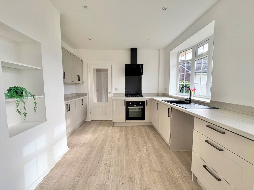 Property photo 3 of 21 Picture No. 15