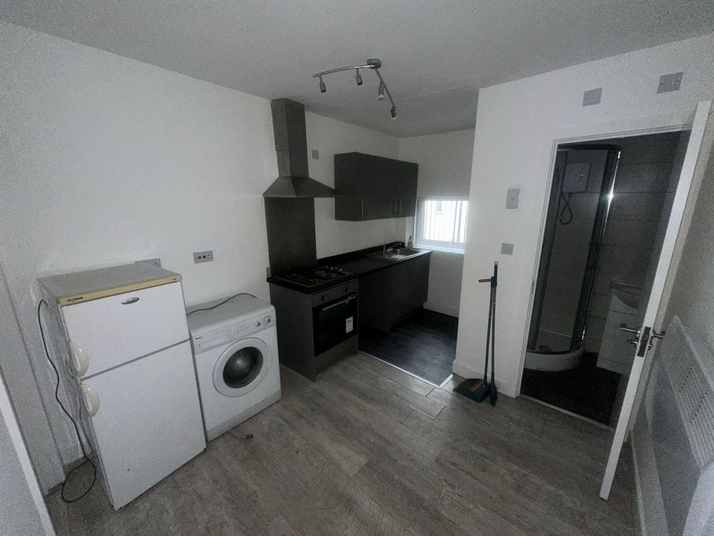 Property photo 1 of 4