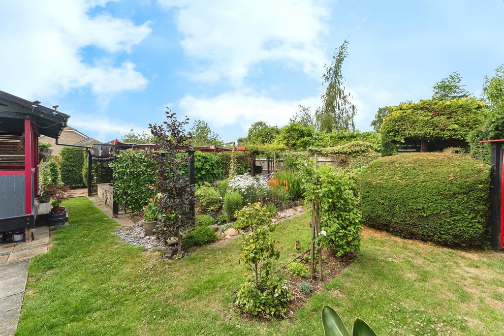 Property photo 3 of 17